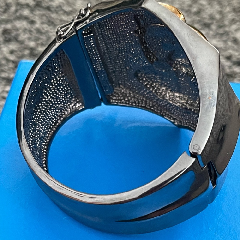 Vintage Amedeo heavy cuff bracelet! - Picture 6 of 8
